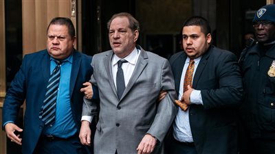 السجن 16 عاما للمخرج السابق هارفي واينستين بتهمة اغتصاب ممثلة