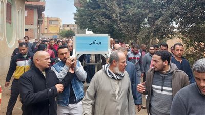 مئات المواطنين يشيعون المستشار محفوظ صابر وزير العدل الأسبق (صور)