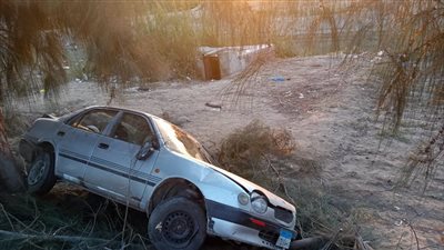 إصابة طبيبة وصيدلانية في حادث انقلاب سيارة ملاكي بالإسماعيلية 