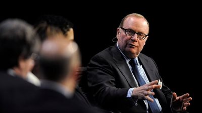 العثور على جثمان ملياردير أمريكي شهير بمكتبه في ظروف غامضة