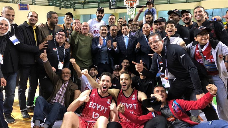 منتخب السلة،فيتو