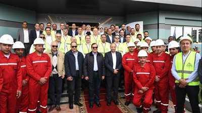 وزير البترول يفتتح مشروع تطوير الورش والمخازن الرئيسية لشركة غاز مصر 