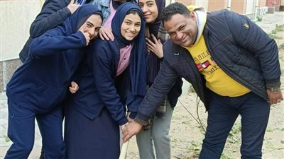 محافظ الإسكندرية يشدد على استمرار زيادة المساحات الخضراء في الحدائق والمدارس