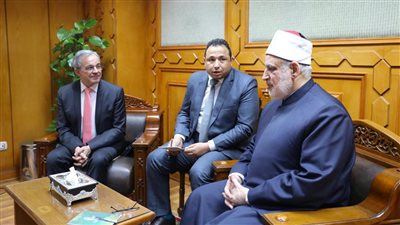 الضويني للبرلمان الأوروبي: الدعوة للسلام وتغليب لغة الحوار جوهر رسالة الأزهر 