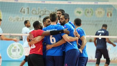 رجال طائرة الأهلى يفوز على الوكرة في البطولة العربية