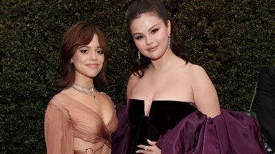 جينا أورتيجا تساند سيلينا جوميز وتلغي متابعة هايلي بيبر على إنستجرام