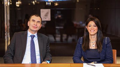 المشاط تعقد جلسة مباحثات ثنائية مع نائب رئيس البنك الأوروبي لإعادة الإعمار 