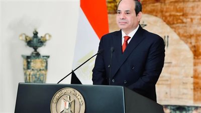  السيسي يكرم عددا من النماذج المشرفة من أهالي سيناء