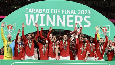 مانشستر يونايتد يجهز 105 ملايين إسترليني لضم مهاجم آينتراخت فرانكفورت 