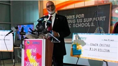 نزاع حول جائزة «يانصيب» بقيمة ملياري دولار