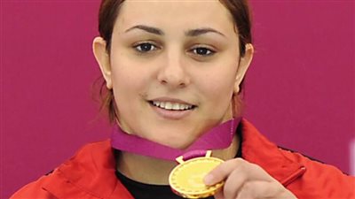 ضمور العضلات، أعراض وأسباب الإصابة بمرض بطلة رفع الأثقال نهلة رمضان