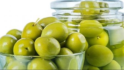 طريقة عمل الزيتون المخلل، آمن ولذيذ وسهل التحضير