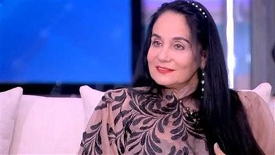 سحر رامي: ميصحش الفنانين يشتكوا من قلة الشغل على السوشيال ميديا 