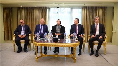 البيئة تحذر من مخاطر التغيرات المناخية.. ارتفاع درجات الحرارة.. تغير فى أنماط المحاصيل.. حدوث جفاف شديد فى بعض المناطق