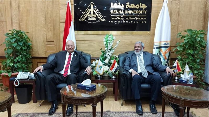 رئيس جامعة بنها،