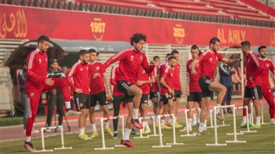 هل يلحق محمد شريف بلقاء الأهلي والمقاولون؟، الجهاز الطبي يجيب