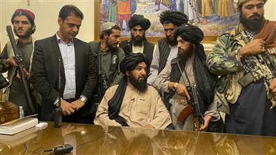 تقرير يكشف حقائق جديدة عن سقوط أفغانستان بأيدي طالبان، خيانة أمريكية