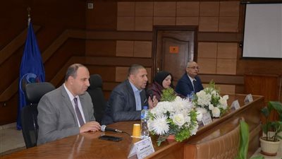البحيرة تشهد ورشة عمل حول آليات تنفيذ قانون الخدمة المدنية (صور)