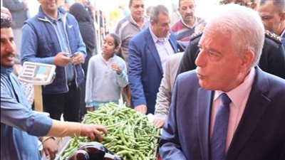 خالد فودة يفتتح معرض أهلا رمضان بطور سيناء