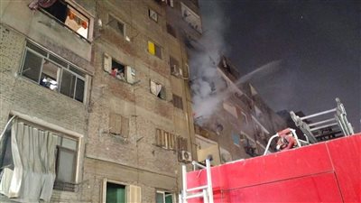 إخماد حريق نشب داخل شقة سكنية فى عين شمس (صور)