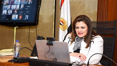 وزيرة الهجرة تلتقي أبناء الجاليات المصرية في تونس والمغرب والجزائر