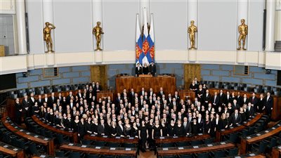 البرلمان الفنلندي يوافق على مشروع قانون لانضمام البلاد إلى حلف الناتو