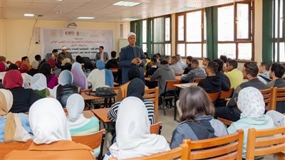  الأزهر للفتوى الإلكترونية يعقد ندوة توعوية لطلاب كلية تكنولوجيا الصناعة والطاقة بالفيوم 