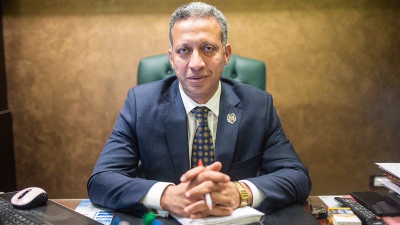طارق العوضي عضو لجنة