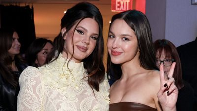 Billboard Women in Music 2023، نجمات الموسيقى على السجادة الرمادية للحفل (صور)