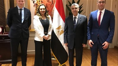 وزير الكهرباء يبحث مع شركة كوبنهاجن فرص الاستثمار في مصر 