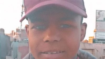 أهالي منفلوط ينتظرون ضحاياهم في حادث مزرعة قنا (صور)