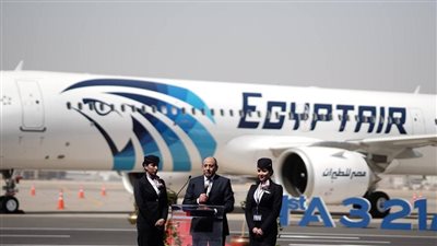 وزير الطيران: زيادة ملحوظة في حركة الطيران في المطارات المصرية 