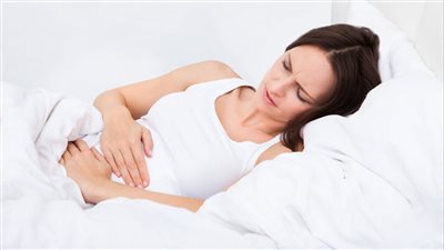 طبيب نساء يحذر من خطورة الالتهابات المهبلية وتأثيرها علي الإنجاب 