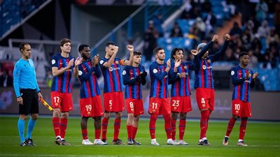 تشافي يعلن تشكيل برشلونة لمواجهة ريال مدريد في كأس ملك إسبانيا