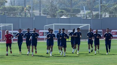 مران خططي وتدريبات خاصة لحراس مرمى الأهلي استعدادًا للقاء المقاولون بالدوري 