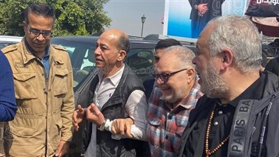 وصول يحيى الفخراني للتصويت في التجديد النصفي لانتخابات المهن التمثيلية