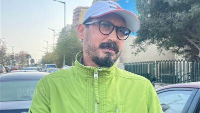 أحمد عيد وريهام سعيد يدلون بأصواتهم فى انتخابات المهن التمثيلية (صور) 