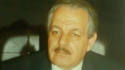 بطل قضية الجمارك الكبرى، من هو محيي الغريب وزير المالية الأسبق الذي توفي اليوم؟