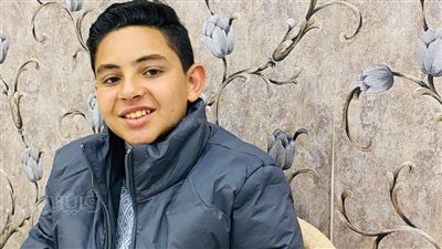 ينفع تحضني ياريس، فيتو في منزل طفل المنيا بطل واقعة حضن الرئيس (فيديو)