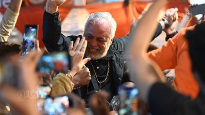 فوز أشرف زكي بمقعد نقيب الممثلين وبدير ونهال عنبر بعضوية المجلس (فيديو وصور)