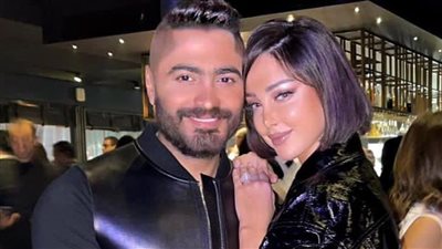 بعد فيديو صلاة أبنائه، تطور جديد في علاقة تامر حسني وبسمة بوسيل، ما القصة