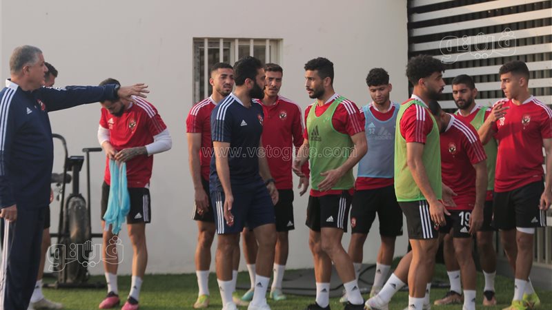 مران الأهلي،فيتو