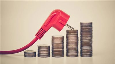 خبير اقتصادي: العمل بالتوقيت الصيفي يقلل استهلاك الكهرباء 