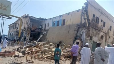 وفاة شخص وإصابة 3 آخرين في انهيار فندق بالسودان