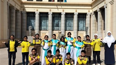 متحف آثار الإسماعيلية يحتفل مع طلاب المدارس بالذكرى 89 على افتتاحه (صور)