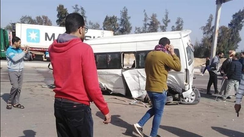 حادث انقلاب ميكروباص