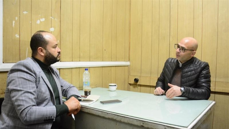 جانب من الحوار، فيتو