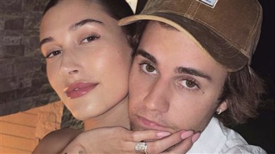 جاستين بيبر يهاجم سيلينا جوميز في عيد ميلاده الـ 29 (صور) 