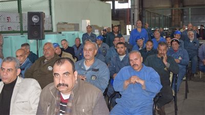 مصنع المدرعات يستعرض موقف المشروعات المشارك فيها 