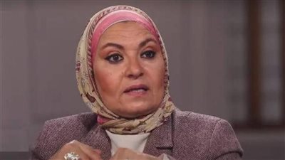 إحالة نجلة هبة قطب وموظف للمحاكمة في واقعة مشاجرة مول الشيخ زايد